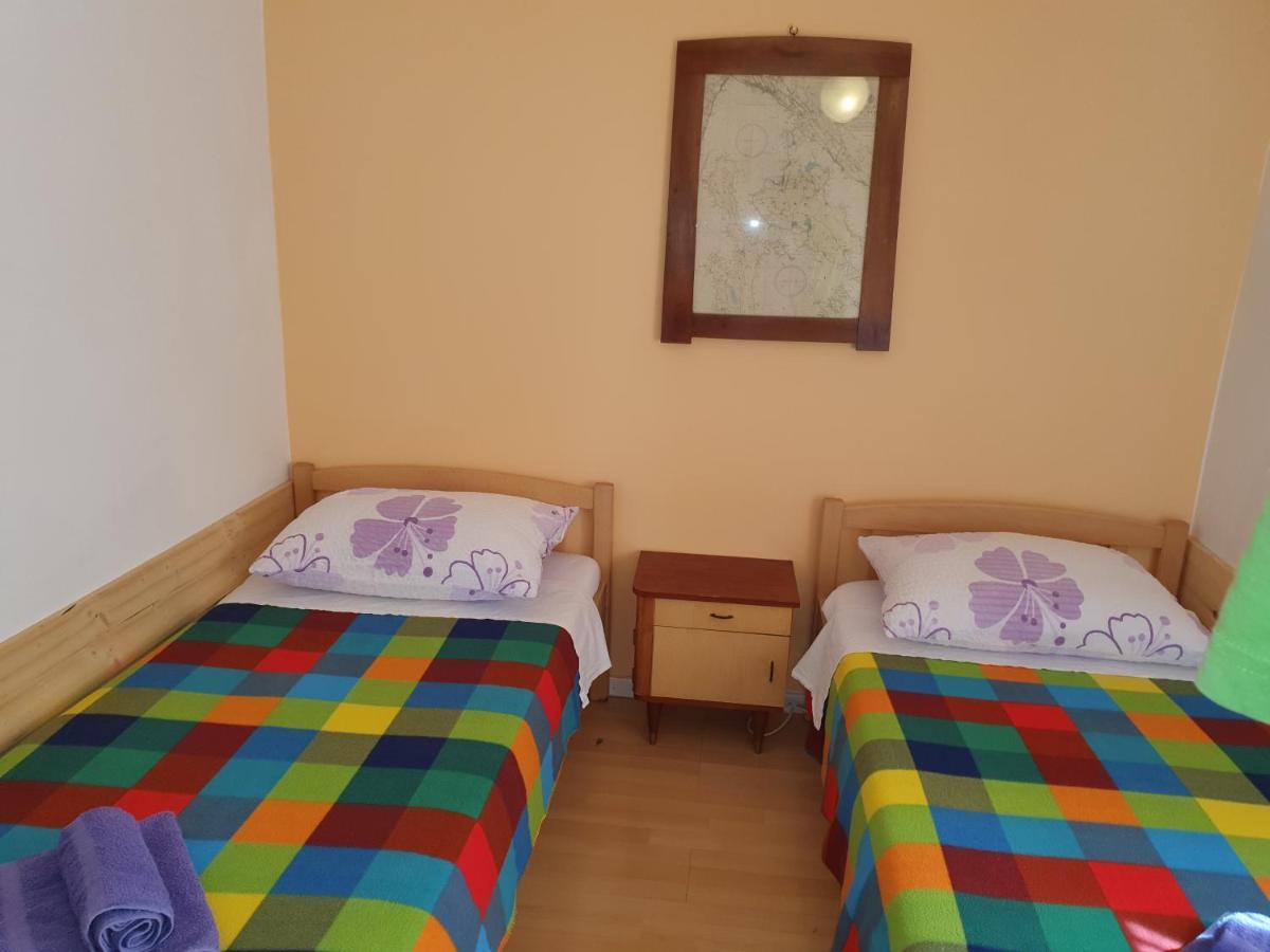 Lavanda Gabonjin Εξωτερικό φωτογραφία