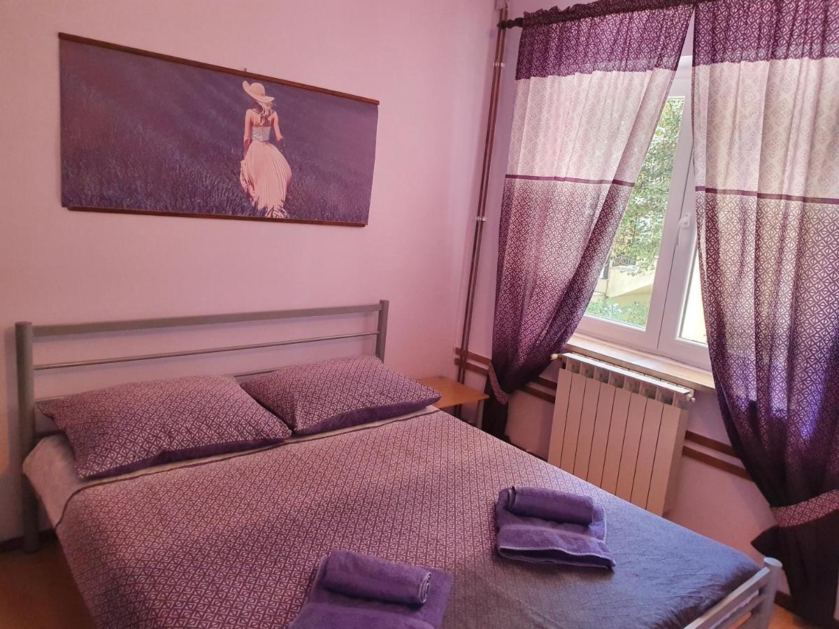 Lavanda Gabonjin Εξωτερικό φωτογραφία