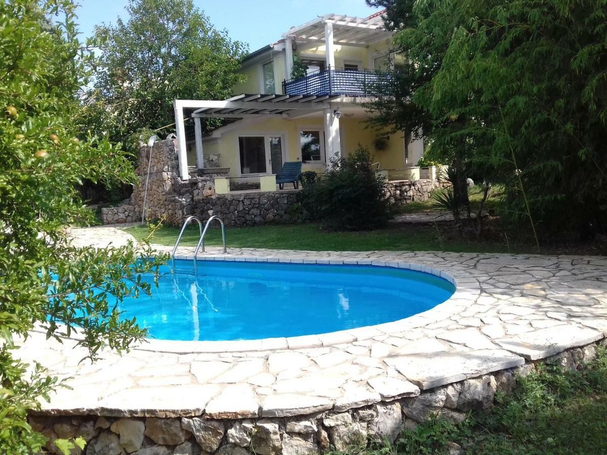 Lavanda Gabonjin Εξωτερικό φωτογραφία
